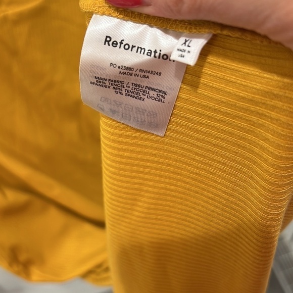 Reformation | Formosa Knit Dress in Ochre - Size XL - Picture 6 of 6